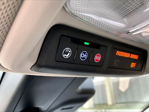 Used 2024 Buick Encore GX Sport Touring image 31