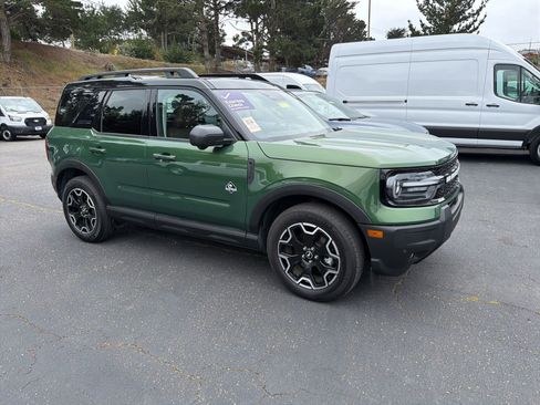 Certified 2025 Ford Bronco Sport Outer Banks w/ Outer Banks Tech Package+ AWD/4WD image 11