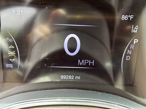 Used 2017 Jeep Grand Cherokee Overland w/ Jeep Active Safety Group AWD/4WD image 29