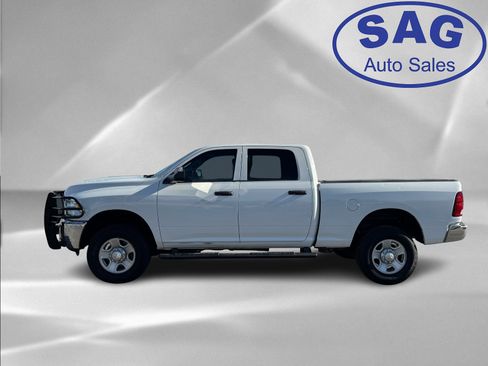 Used 2018 RAM 2500 Tradesman w/ Chrome Appearance Group image 4