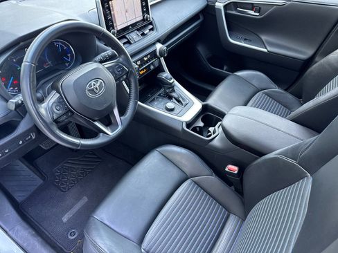 Used 2019 Toyota RAV4 XSE image 9