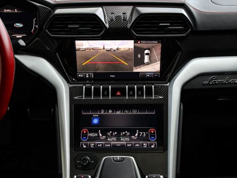 Used 2020 Lamborghini Urus AWD/4WD image 40