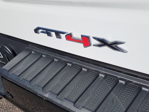 Used 2024 GMC Sierra 1500 AT4X image 12