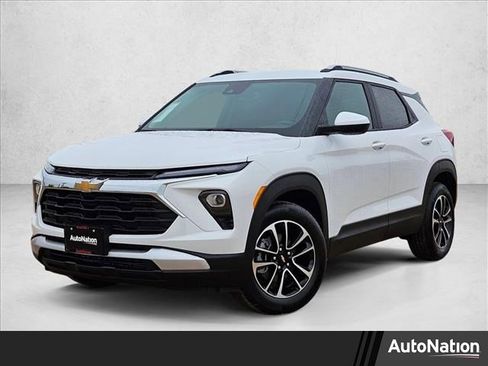 New 2026 Chevrolet TrailBlazer LT w/ Convenience Package image 1