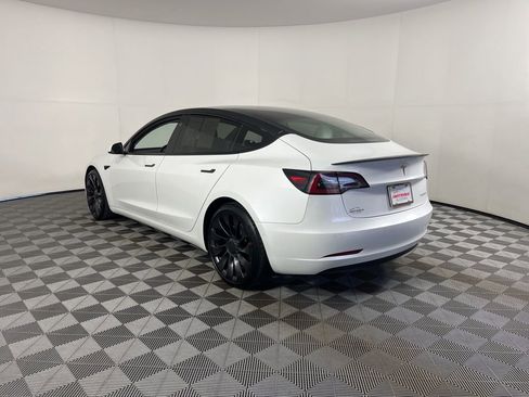 Used 2021 Tesla Model 3 Performance image 3