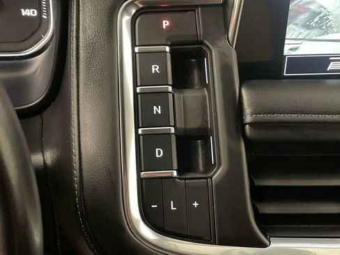 Used 2021 GMC Yukon SLE AWD/4WD image 9