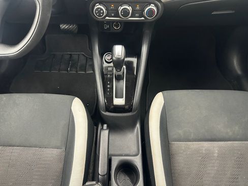 Used 2020 Nissan Versa SV image 19