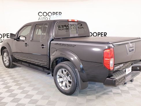 Used 2021 Nissan Frontier SV image 22