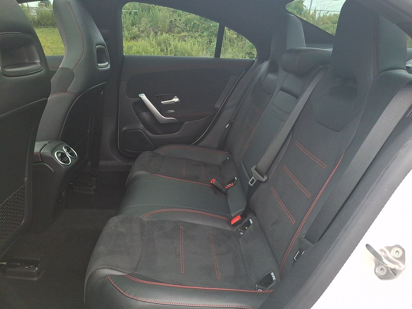 Used 2022 Mercedes-Benz CLA 250 4MATIC image 10