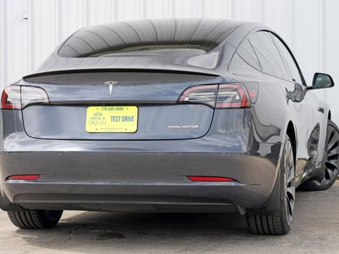 Used 2022 Tesla Model 3 Performance image 5