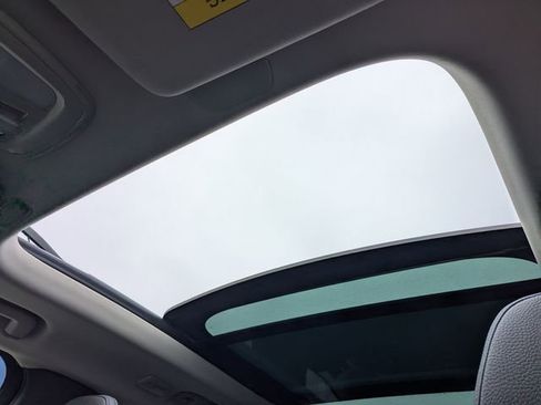 New 2024 Volvo XC90 B5 Plus w/ Protection Package Premier image 15