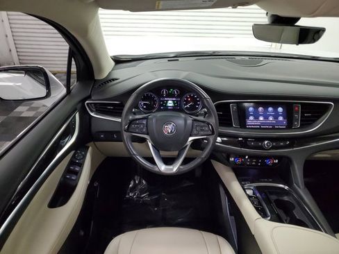 Used 2024 Buick Enclave Essence w/ Technology Package image 11