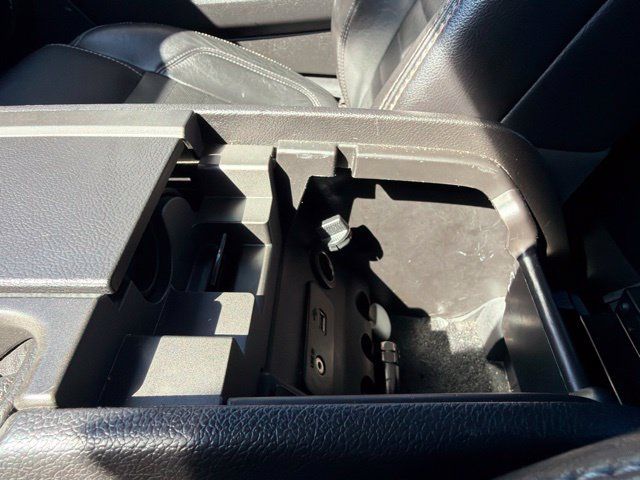 Used 2013 Ford Mustang GT Premium w/ Electronics Pkg RWD image 30