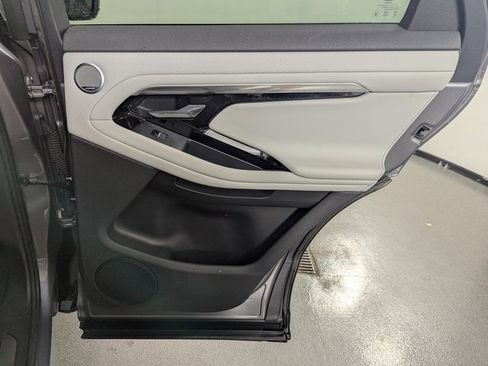 Used 2023 Land Rover Range Rover Evoque R-Dynamic S image 25