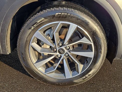 Used 2024 Audi Q5 2.0T Premium Plus image 8