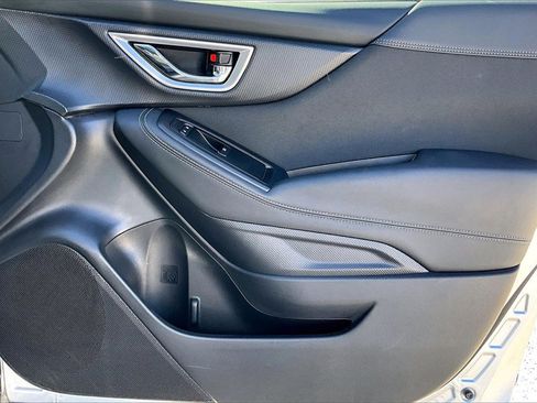 Used 2023 Subaru Forester Premium image 21