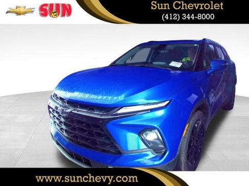 Used 2025 Chevrolet Blazer LT w/ Sound & Technology Package AWD/4WD image 1