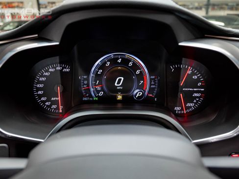 Used 2019 Chevrolet Corvette Stingray Coupe RWD image 14