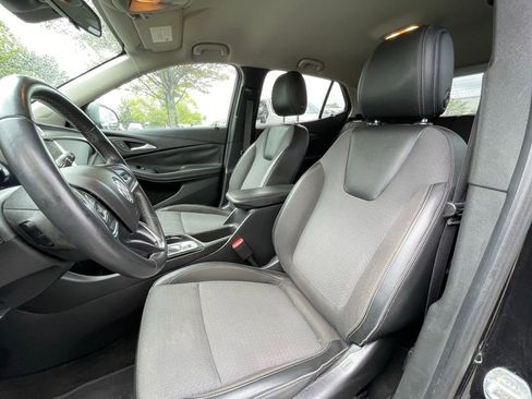 Used 2022 Buick Encore GX Select FWD image 23