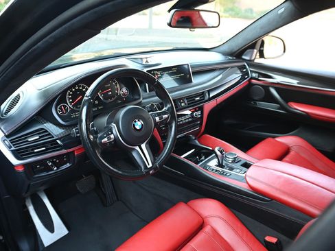 Used 2015 BMW X6 M image 21
