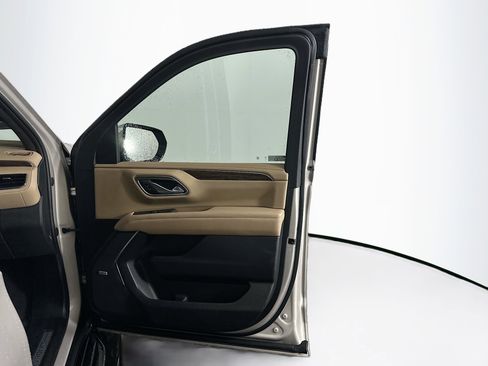 Used 2023 Chevrolet Tahoe Premier image 36