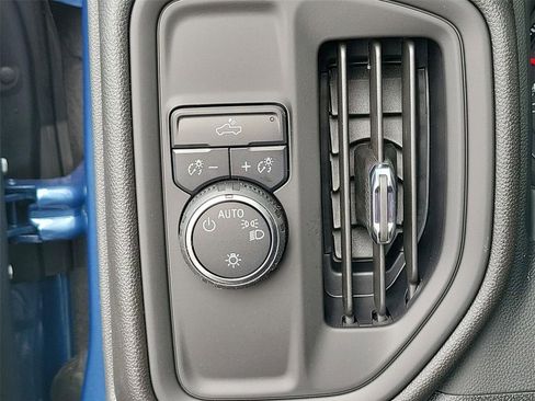 Used 2024 Chevrolet Silverado 1500 Custom w/ LPO, Dark Essentials Package RWD image 9