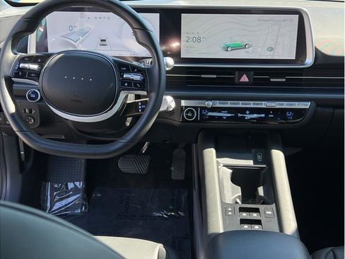 Used 2024 Hyundai Ioniq 6 SEL image 11