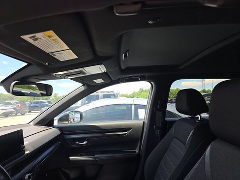Certified 2025 Honda CR-V Sport image 19