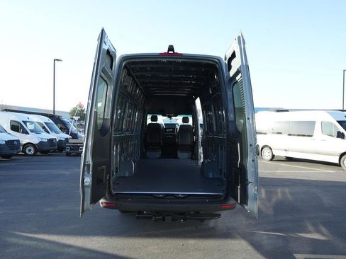 New 2026 Mercedes-Benz Sprinter 2500 image 7