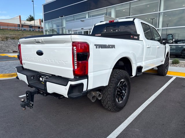 Used 2025 Ford F350 Lariat w/ Lariat Ultimate Package AWD/4WD image 5