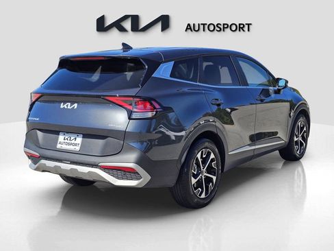 Certified 2024 Kia Sportage EX image 8