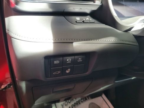 New 2026 Toyota Highlander Platinum AWD/4WD image 15