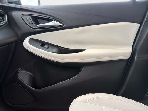 Used 2020 Buick Encore GX Select w/ Advanced Technology Package FWD image 22