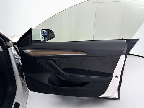 Used 2023 Tesla Model 3 Standard Range RWD image 32