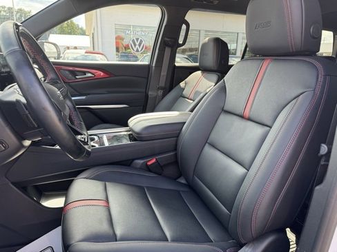 Certified 2024 Chevrolet Traverse RS w/ LPO, Floor Liner Package image 13