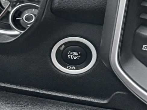 Used 2020 RAM 1500 Big Horn AWD/4WD image 18