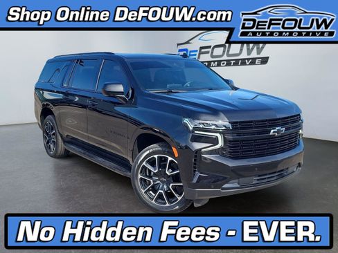 Used 2024 Chevrolet Suburban RST image 1
