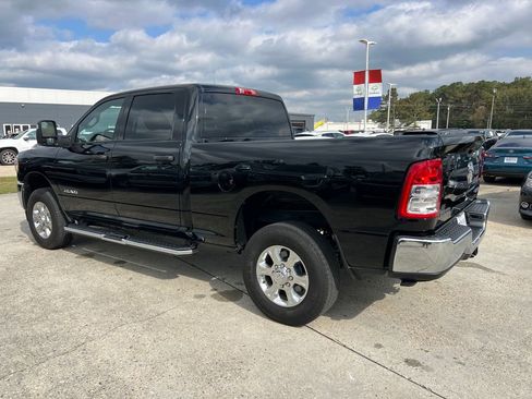 Used 2024 RAM 2500 Big Horn w/ Bed Utility Group image 3