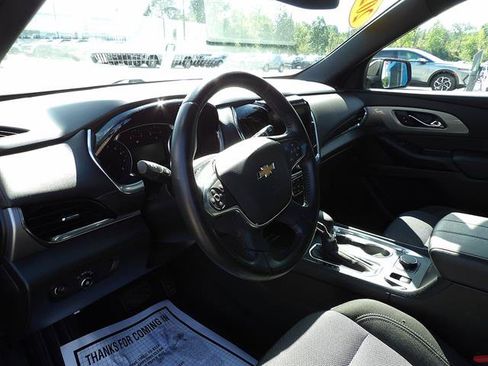 Used 2022 Chevrolet Traverse LT AWD/4WD image 15