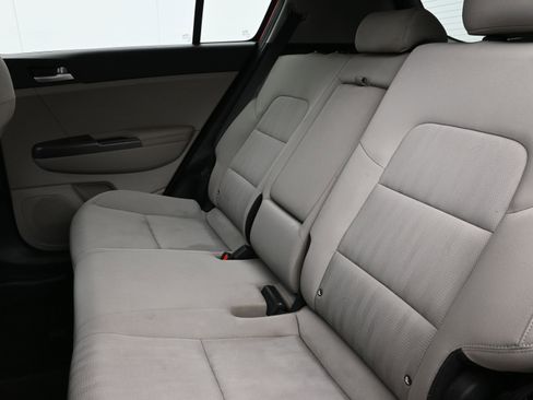 Used 2022 Kia Sportage LX image 23