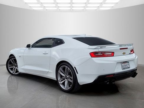 Used 2018 Chevrolet Camaro SS RWD image 6