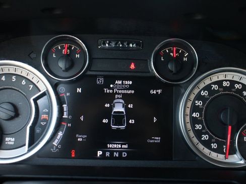Used 2014 RAM 1500 Sport RWD image 21