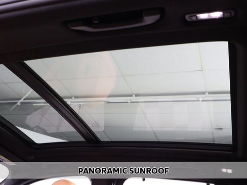 Used 2022 BMW X5 xDrive40i AWD/4WD image 4