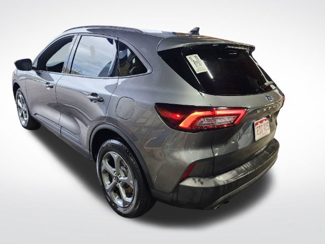 Used 2025 Ford Escape ST-Line AWD/4WD image 4