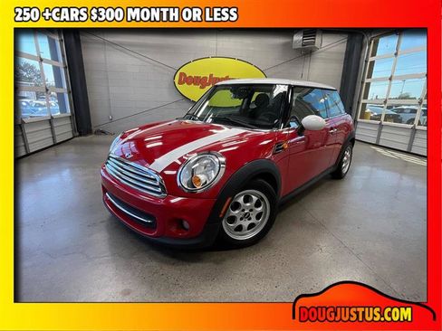 Used 2012 MINI Cooper Hardtop image 1