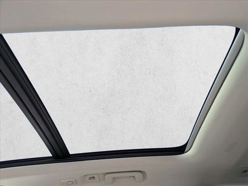 New 2026 Volvo XC90 B6 Ultra w/ Protection Package image 18