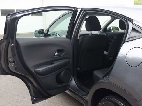 Used 2021 Honda HR-V LX image 19