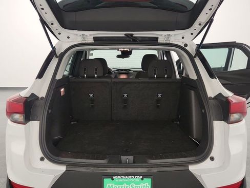 Used 2021 Chevrolet TrailBlazer LS image 21