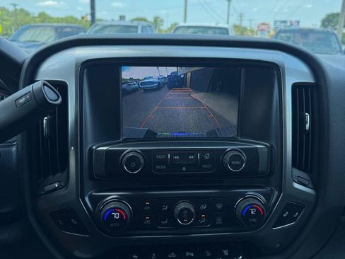 Used 2015 Chevrolet Silverado 2500 LT w/ Z71 Package, Off-Road AWD/4WD image 13