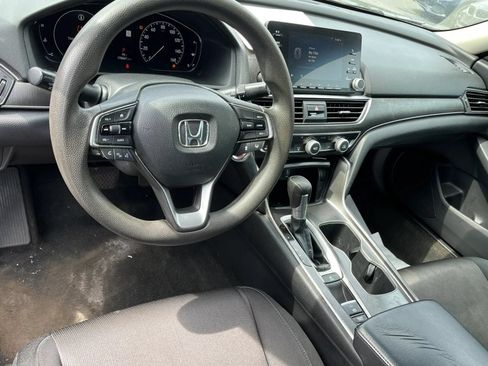 Used 2018 Honda Accord LX image 11
